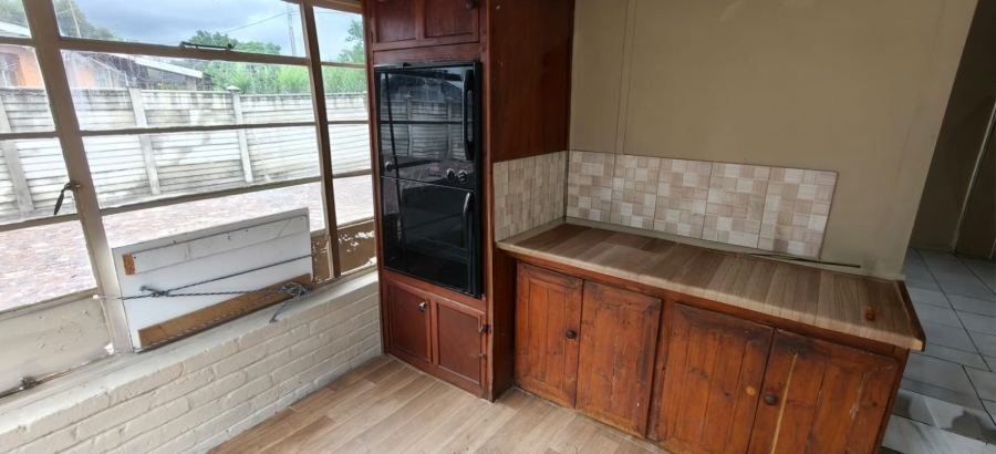 2 Bedroom Property for Sale in Oos Einde North West